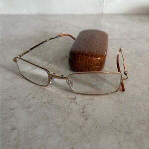 Vintage Men’s Gold-tone Folding Reading Glasses +2.00. With case.